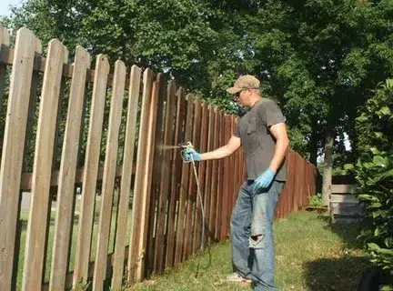 guide on Benefits Of Staining A Fence In Mississauga