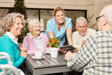 Guide on Social Connections Keep Seniors Healthy