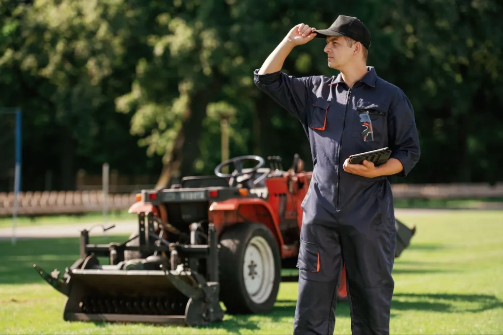 Guide on What Is A Good Lawn Maintenance Schedule In Ontario