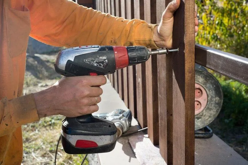 Step-by-Step Process of Fixing a Broken Fence Post