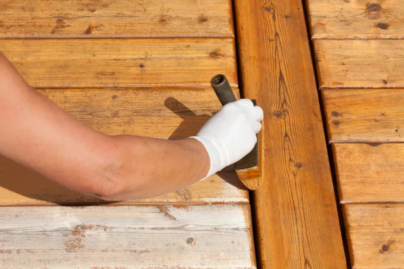 Get Deck And Fence Repair And Stain Service In Brampton
